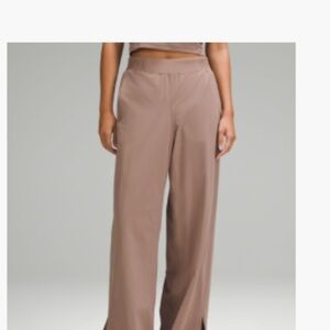 Lululemon Women's Tan wide leg Pants- size Large
